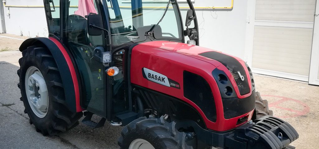 Traktor BAŠAK 2080BB vinohradnícky traktor - Agromechanika s.r.o.