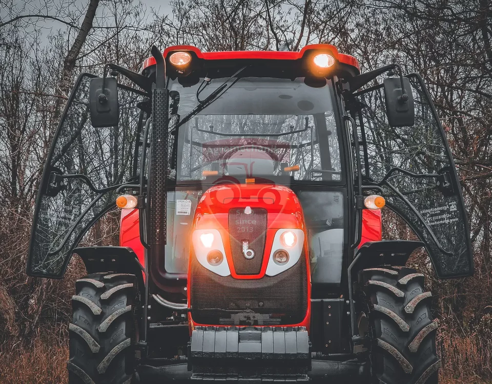 Traktor BAŠAK 2090S - Agromechanika s.r.o.