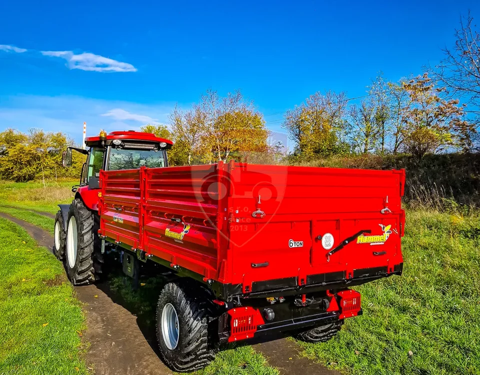 Traktorová vlečka HUMMEL RMU 1260 s nosnosťou 6T a trojstranne sklopná