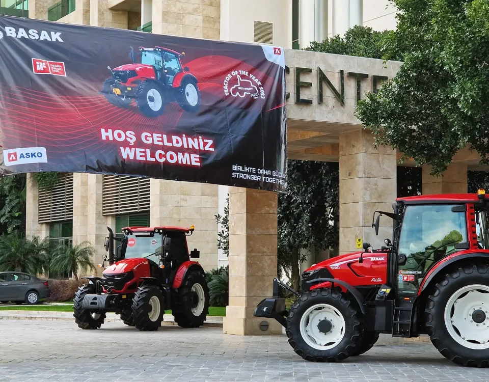 Traktor BAŠAK 5115 RED POWER a Traktor BAŠAK 5120 RED POWER - Agromechanika s.r.o.