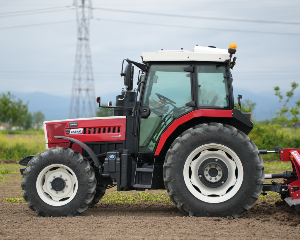 Agromechanika s.r.o. - 865fc024 548c 4fd2 b356 47f85a7992cb 1080x864px saha yan@300x